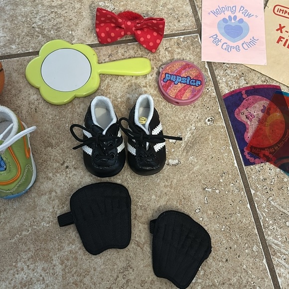 American girl assorted items basketball, soccer, shoes, pet care clinic - Picture 3 of 4